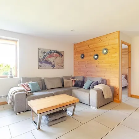 En Individuel Sauna Piscine Apartment *
