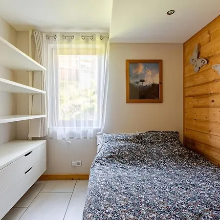 En Individuel Sauna Piscine Apartment *